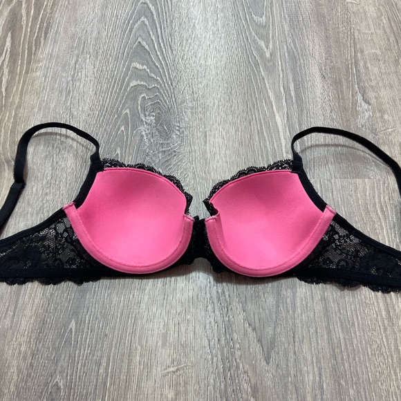 Victoria’s Secret pink and black lace bra💓 - Picture 4 of 7